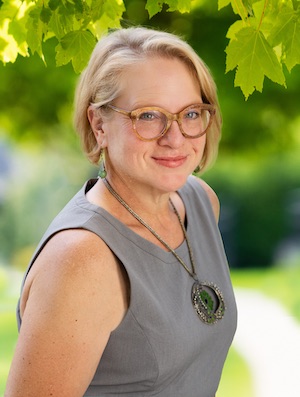 Elizabeth Cullen Dunn photo