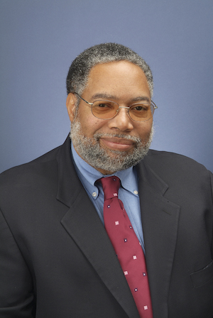 Lonnie Bunch photo