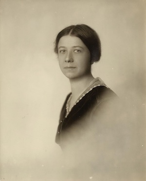 Mary Ritter Beard 1914 photo